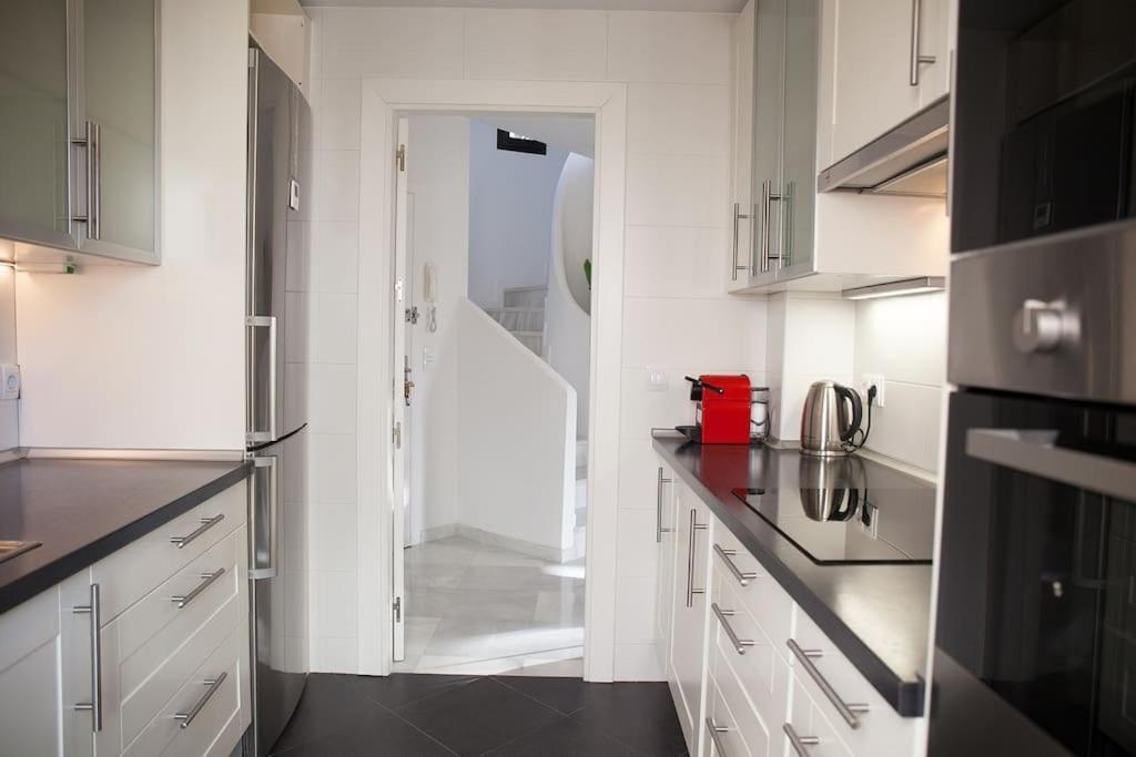 Apartament Superb Townhouse In Golden Mile Marbella Zewnętrze zdjęcie